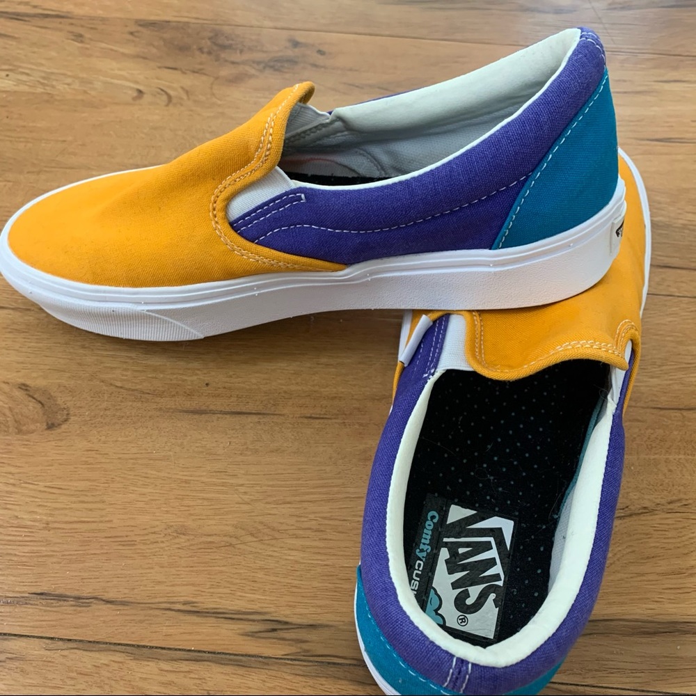 Vans Multicolored Slide On ComfyCush Sneakers Size Women’s 9